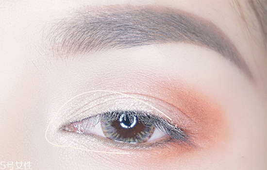 內(nèi)眼線用什么畫比較好？眼線怎么畫簡(jiǎn)單又好看教程