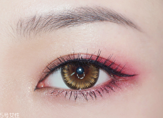 如何畫出完美眼線？一分鐘學(xué)會四種眼線畫法