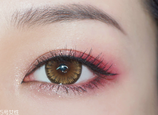 如何畫出完美眼線？一分鐘學(xué)會四種眼線畫法