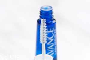 睫毛增長液有激素嗎？看了文章再用吧