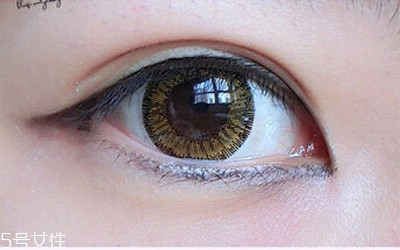 2018最流行的眼線畫(huà)法有幾種？新手最容易犯的眼線誤區(qū)