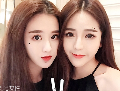 眼線筆硬頭和軟頭的哪個(gè)好用？單眼皮眼妝教程