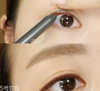 初學(xué)者怎么畫(huà)眼線好？教你如何正確畫(huà)完整眼妝