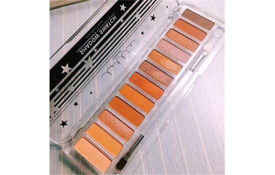 南瓜色眼影配什么顏色口紅？南瓜色眼影盤(pán)推薦