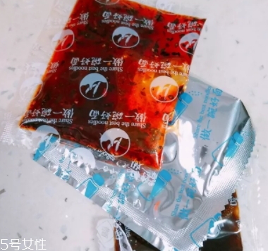 阿寬紅油面皮哪種好吃？幾種味道介紹