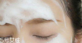 硅膠的潔面儀好用嗎？不要使用過(guò)多