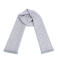 冬天戴什么圍巾好看？貌美又溫暖的圍巾大盤點(diǎn)