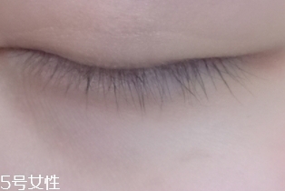 ettusais艾杜莎睫毛膏打底膏怎么用？睫毛一天不會(huì)塌