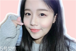 桃花妝的具體畫法步驟 新年脫單桃花妝畫法 桃花妝的具體畫法步驟 新年脫單桃花妝畫法