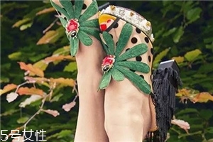 charlotte olympia是哪個(gè)國(guó)家的？風(fēng)靡歐美的時(shí)尚單鞋