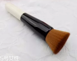 化妝刷濕洗還是干洗？天然毛要干洗