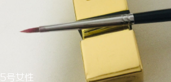 粉底露怎么上妝？底妝刷上妝攻略