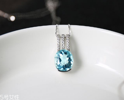 海藍(lán)寶石一克拉多少錢？沉著勇敢的象征