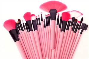 化妝刷有哪些分類和用法？化妝刷的詳細用法