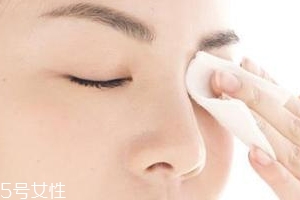 卸妝必備工具有哪些？這3種缺一不可