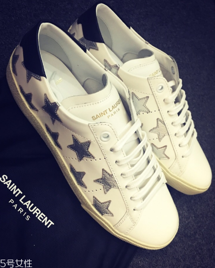 圣羅蘭小白鞋多少錢(qián)？絕對(duì)的百搭神器