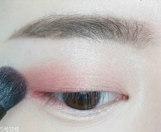 桃花眼妝容好看嗎？桃花眼妝容教程