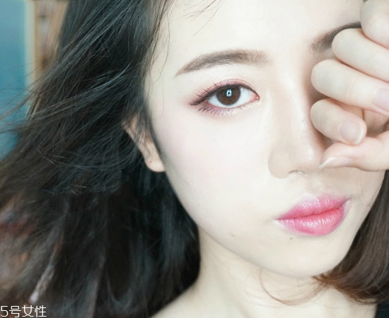 桃花眼妝容好看嗎？桃花眼妝容教程