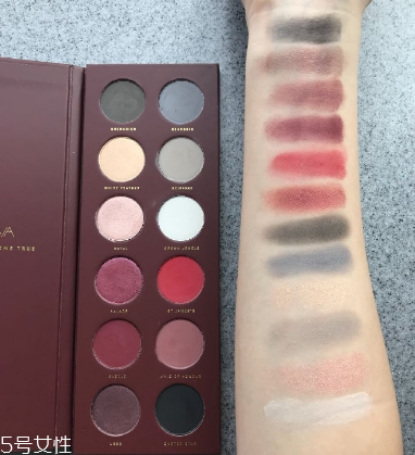 zoeva眼影多少錢？zoeva queens guard眼影盤試色