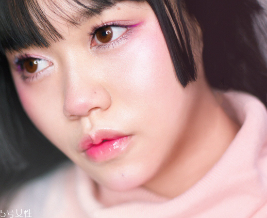 桃花眼妝容好看嗎？桃花眼妝容教程