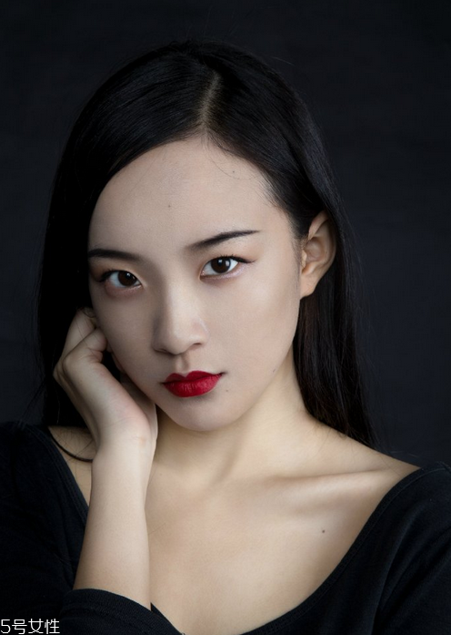 內(nèi)雙怎樣畫眼線成外雙？單眼皮內(nèi)雙女生福音