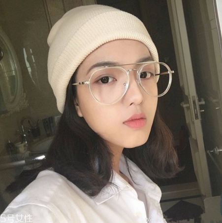 內(nèi)雙怎么變外雙眼皮？內(nèi)雙眼睛變大技巧