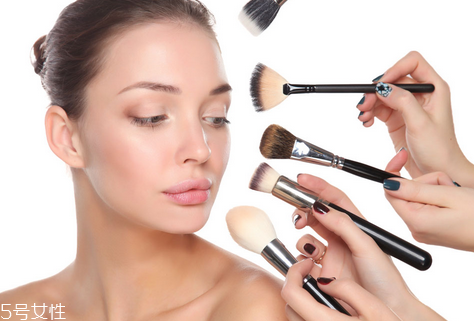 大創(chuàng)雙眼皮貼64和86哪款好？化妝的十大禁忌