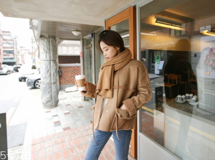 什么顏色圍巾顯臉白？選擇這幾條準沒錯