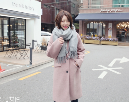 什么顏色圍巾顯臉白？選擇這幾條準沒錯