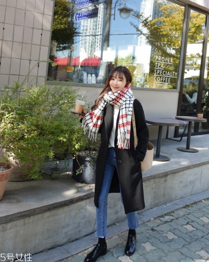 格子圍巾怎么搭配？瞬間打破冬日沉悶感