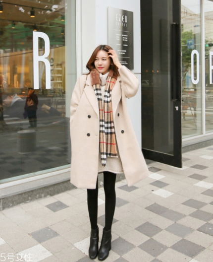 格子圍巾怎么搭配？瞬間打破冬日沉悶感