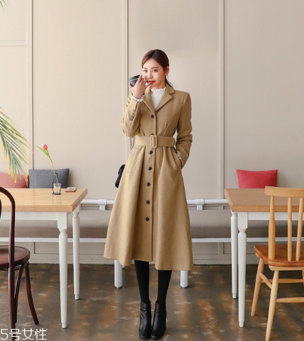 過膝大衣適合什么身材？這樣穿絕對美上天