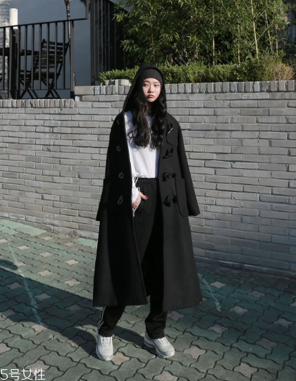 過膝大衣適合什么身材？這樣穿絕對美上天