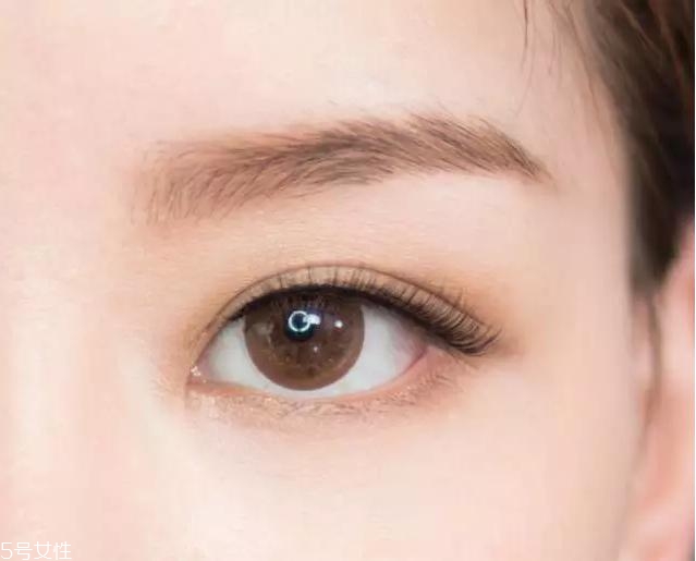 網(wǎng)紅的妝都是怎么化的？論女生眼妝的重要性