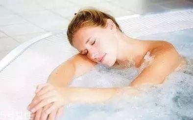 運(yùn)動后什么時候可以洗澡？半小時后為宜