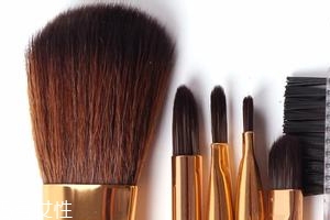 化妝刷買回來(lái)要洗嗎？為了衛(wèi)生要清洗