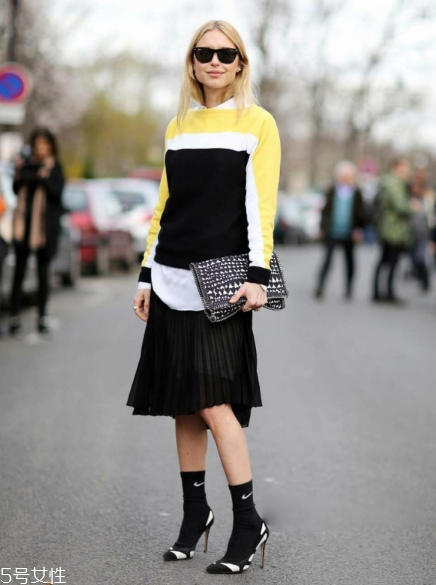 冬天襪子怎么搭配？冬季襪子這樣穿才時尚