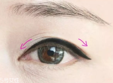 眼線筆怎么用？圖解基本的步驟
