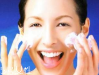 洗臉時一定要順時針嗎？只是一種習(xí)慣