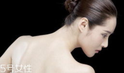 美白精華的原理是什么？三類(lèi)美白精華分析