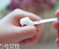 面霜抹后肌膚變暗是什么原因？油脂被氧化