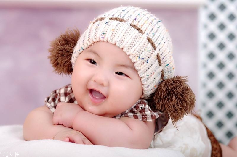 怎樣防止嬰幼兒弱視問題？三種方法合理預防