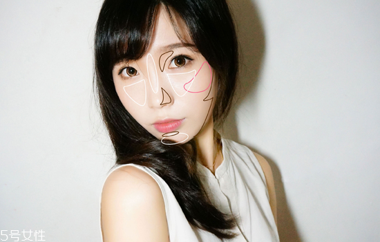 2018秋冬酒紅色眼妝怎么畫？神秘又有女人味的妝容