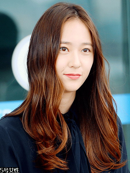 眼影需要卸妝嗎？閃亮海灘眼妝教程