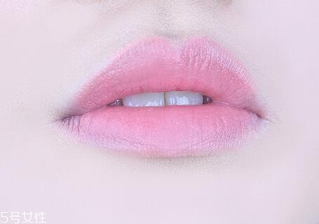 西柚色眼影怎么畫？教你畫高冷女神妝容