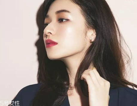 楓葉妝要掌握哪些要點？顯白又不挑皮