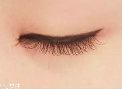 化眼妝應(yīng)注意什么？3款大眼妝無敵放大雙眼