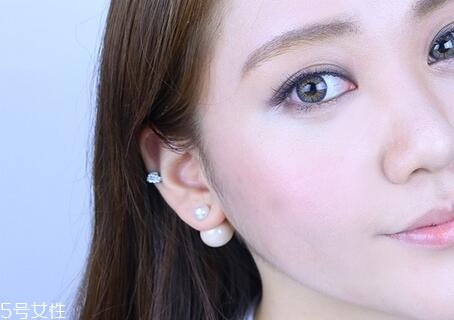 西柚色眼影怎么畫？教你畫高冷女神妝容