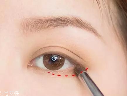 網(wǎng)紅的妝都是怎么化的？論女生眼妝的重要性