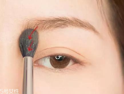 網(wǎng)紅的妝都是怎么化的？論女生眼妝的重要性